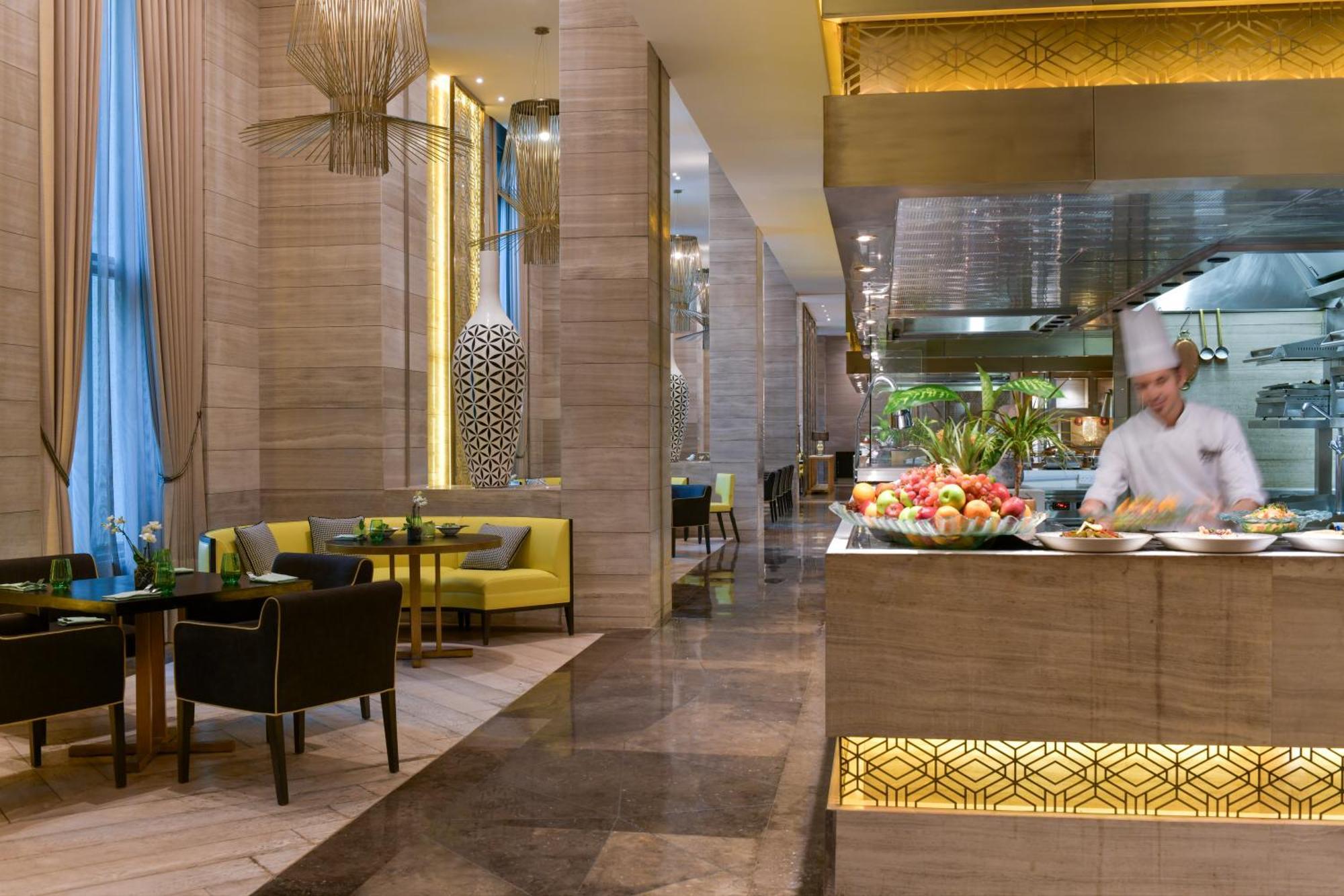 Fairmont Riyad Extérieur photo The restaurant