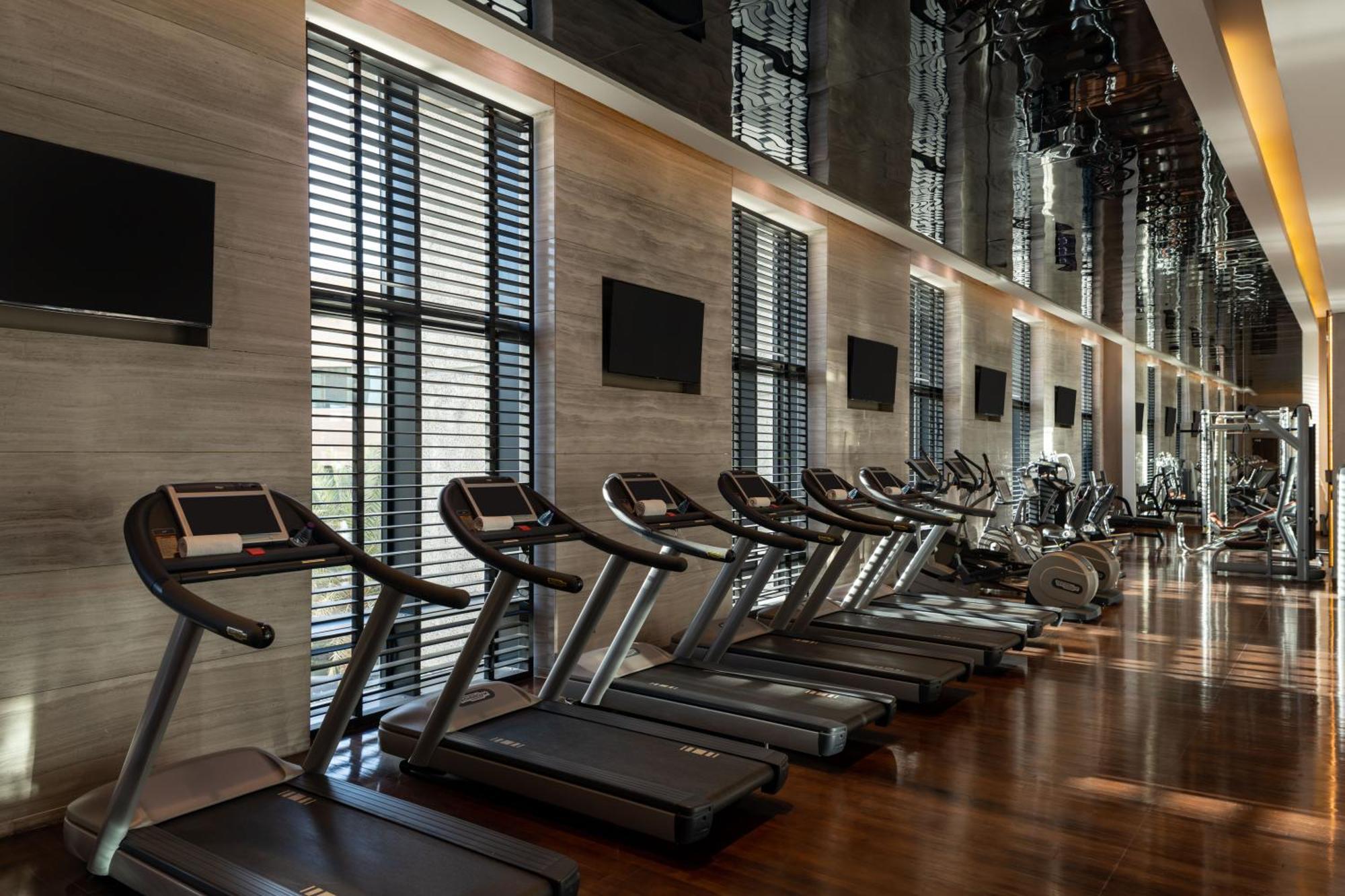 Fairmont Riyad Extérieur photo The gym at the hotel